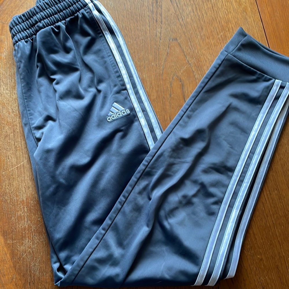 Adidas pants size XL